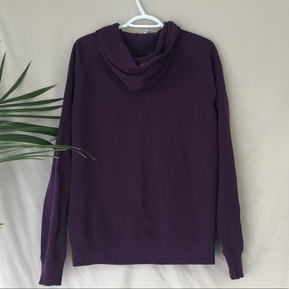 EUC | Ladies Zip-Up Nike Sweater - Picture 4 of 6